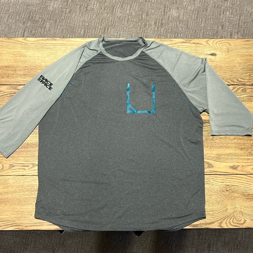 Race Face Mountain Bike 3/4 Sleeve Shirt - size XXL